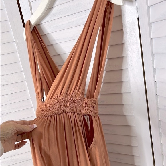 INDAH l Revolve Anjeli Maxi Dress Namibia Side Slits Drop Neck Open Back NWT L - Picture 6 of 15